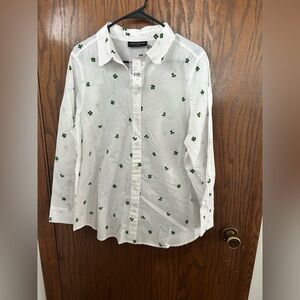 Lane Bryant - White Shirt with Green Clover Pattern NWT - Size 14/16